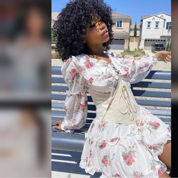 DRESS MINI FASHION BLOGGERS FLOWERS - Picture 2 of 7